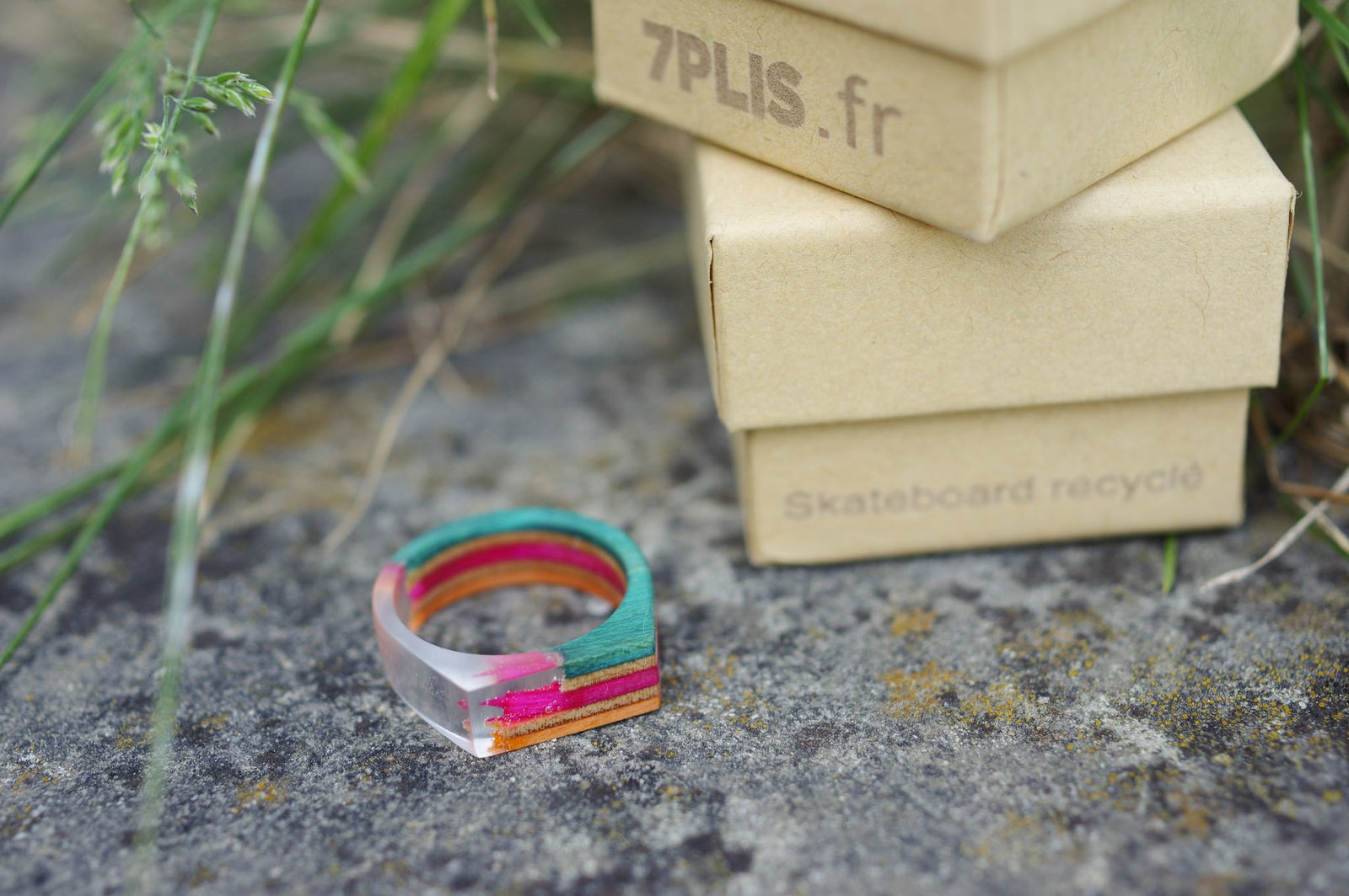 Bague résine & skateboard recyclé 7PLIS - 7PLIS
