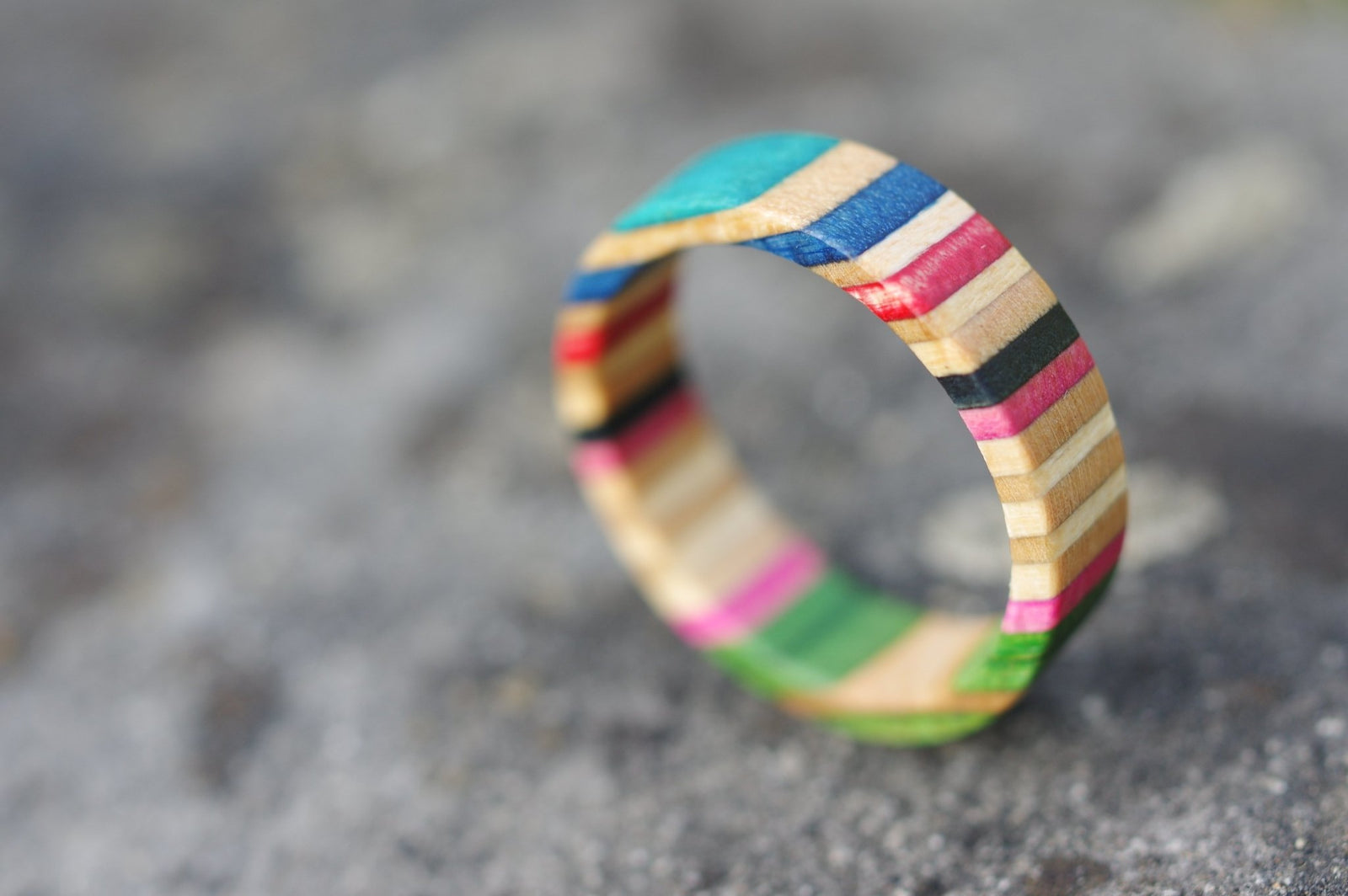 Bague skateboard recyclé 7PLIS multicolor - 7PLIS