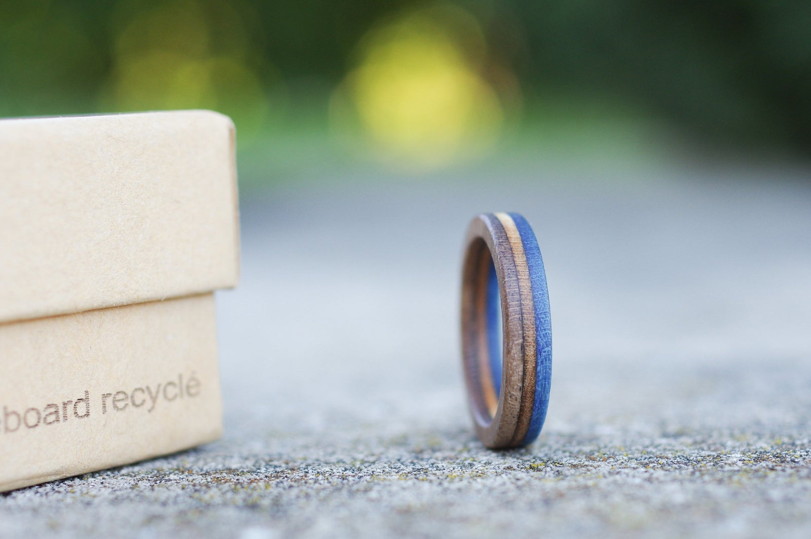 Bague skateboard recyclé 7PLIS noire bleue - 7PLIS