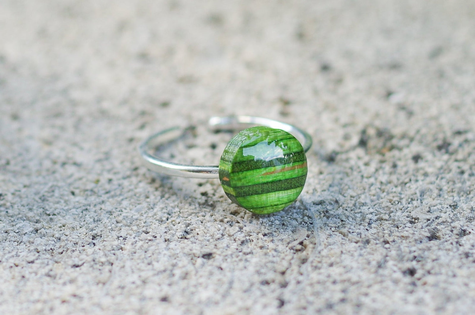 Bague skateboard recyclé ajustable 7PLIS verte rose bleu - 7PLIS