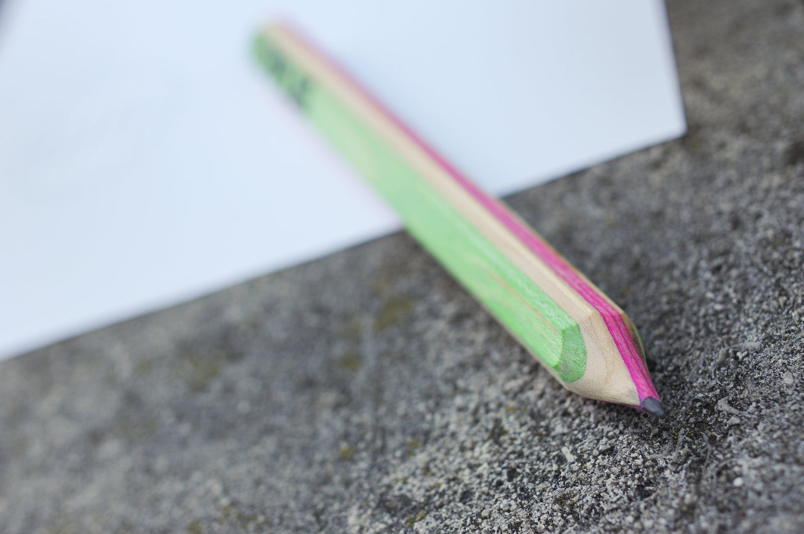 Crayon de papier 7PLIS skateboard recyclé - 7PLIS