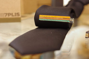 Pince à cravate recyclée à partir de skateboards usagés bois orange vert rouge brun marron - 7PLIS