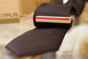 Pince à cravate recyclée à partir de skateboards usagés bois rose - 7PLIS