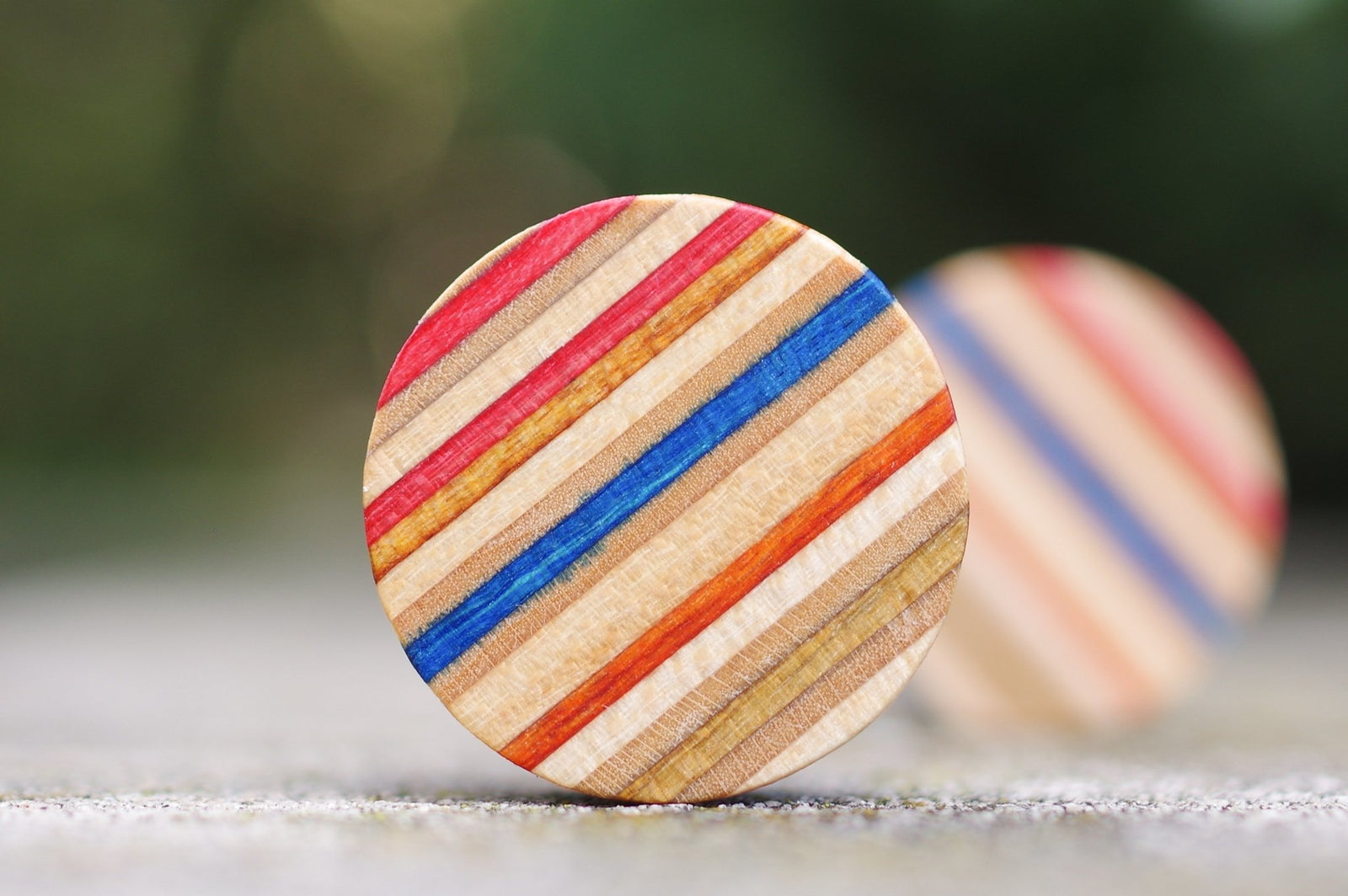 Plug SKATEBOARD recyclé bleu orange rouge bois - 7PLIS