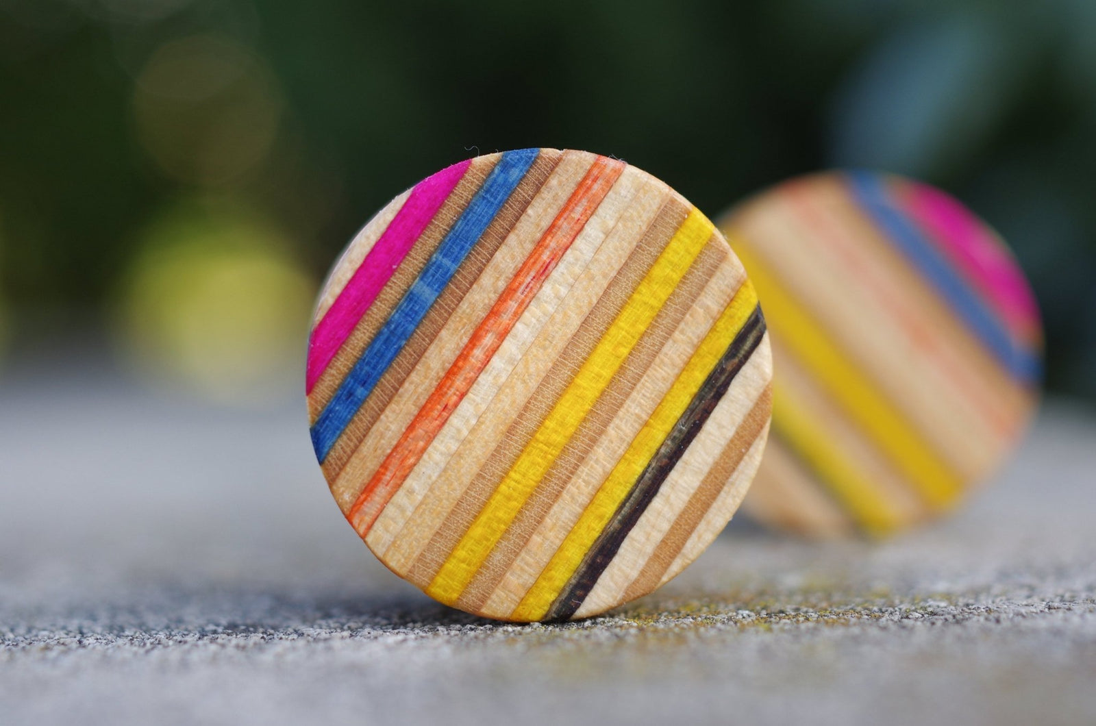 Plug SKATEBOARD recyclé jaune noir rose bois - 7PLIS