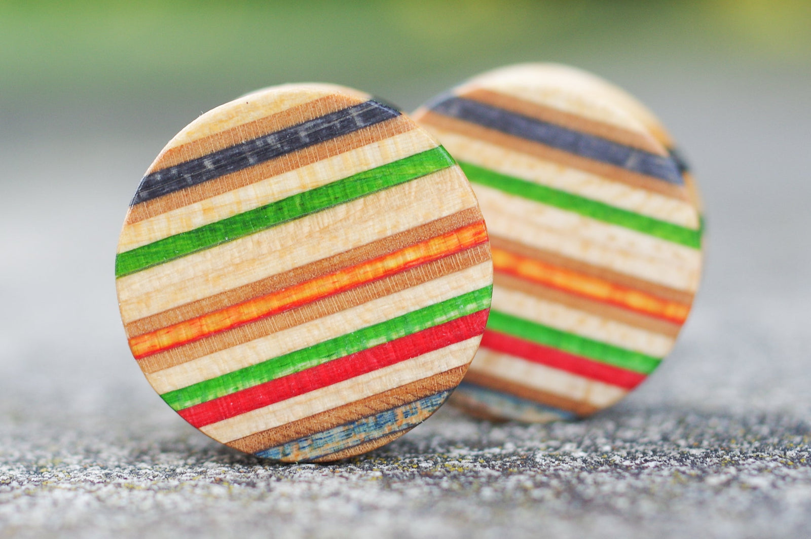 Plug SKATEBOARD recyclé orange vert bois - 7PLIS