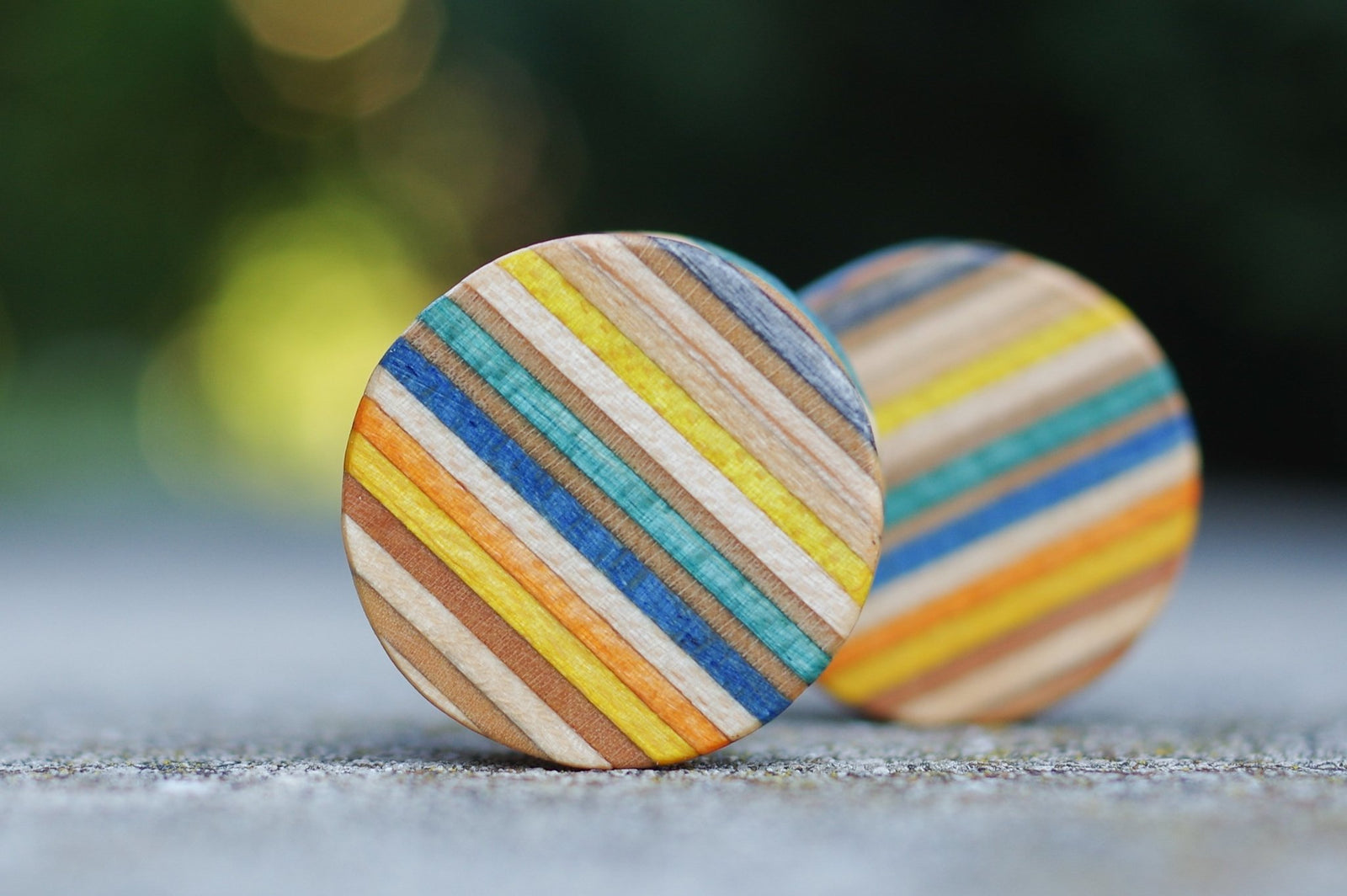 Plug SKATEBOARD recyclé vert jaune bleu orange bois - 7PLIS