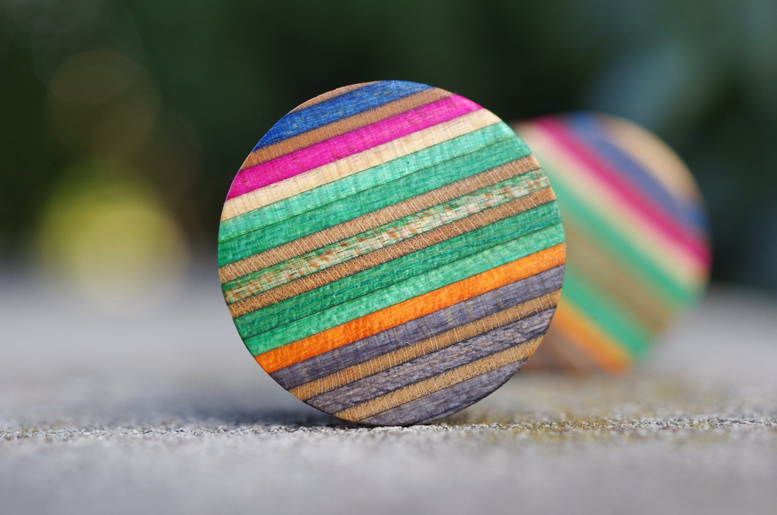 Plug SKATEBOARD recyclé vert noir rose orange bois - 7PLIS